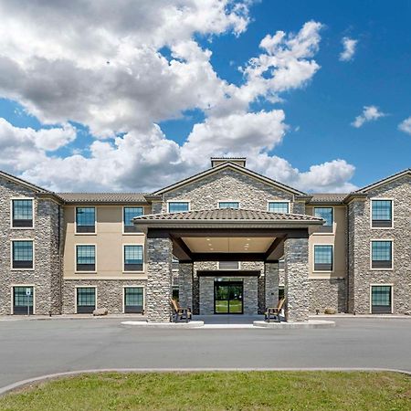 Comfort Inn & Suites Medina Exterior photo